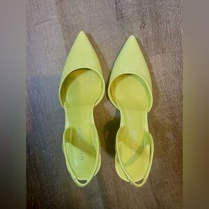 Marc Fisher Women's Lime Green Pumps